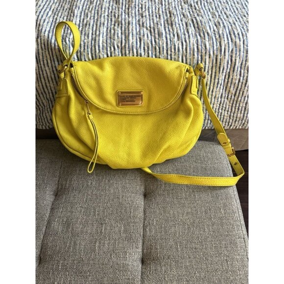 marc by marc jacobs classic q natasha crossbody purse neon yellow used - Picture 1 of 11